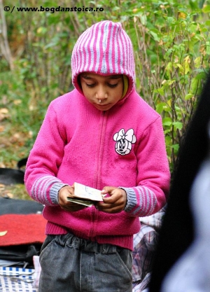 poor kids in ploiesti, romania