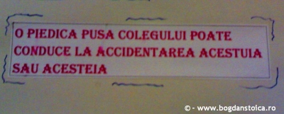 Asa e cand iti face femeia de serviciu afisele....